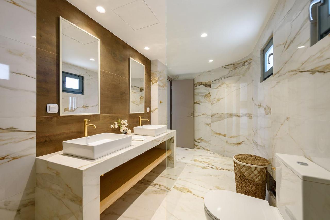 Villa Complex White And Rocks Páros 외부 사진